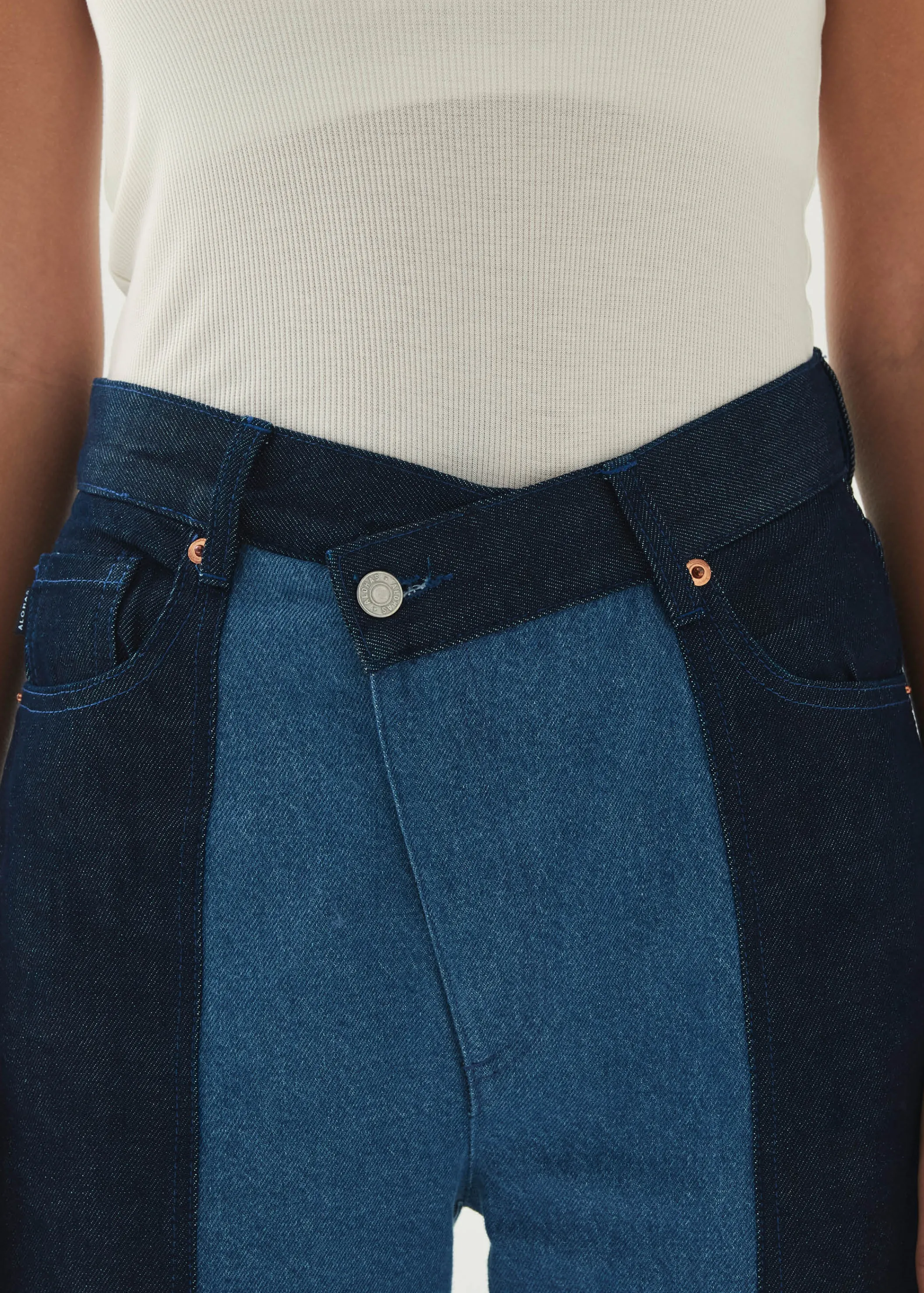 ALOHAS Kansas Bicolor Indigo Denim Trousers< Limited Units | Denim
