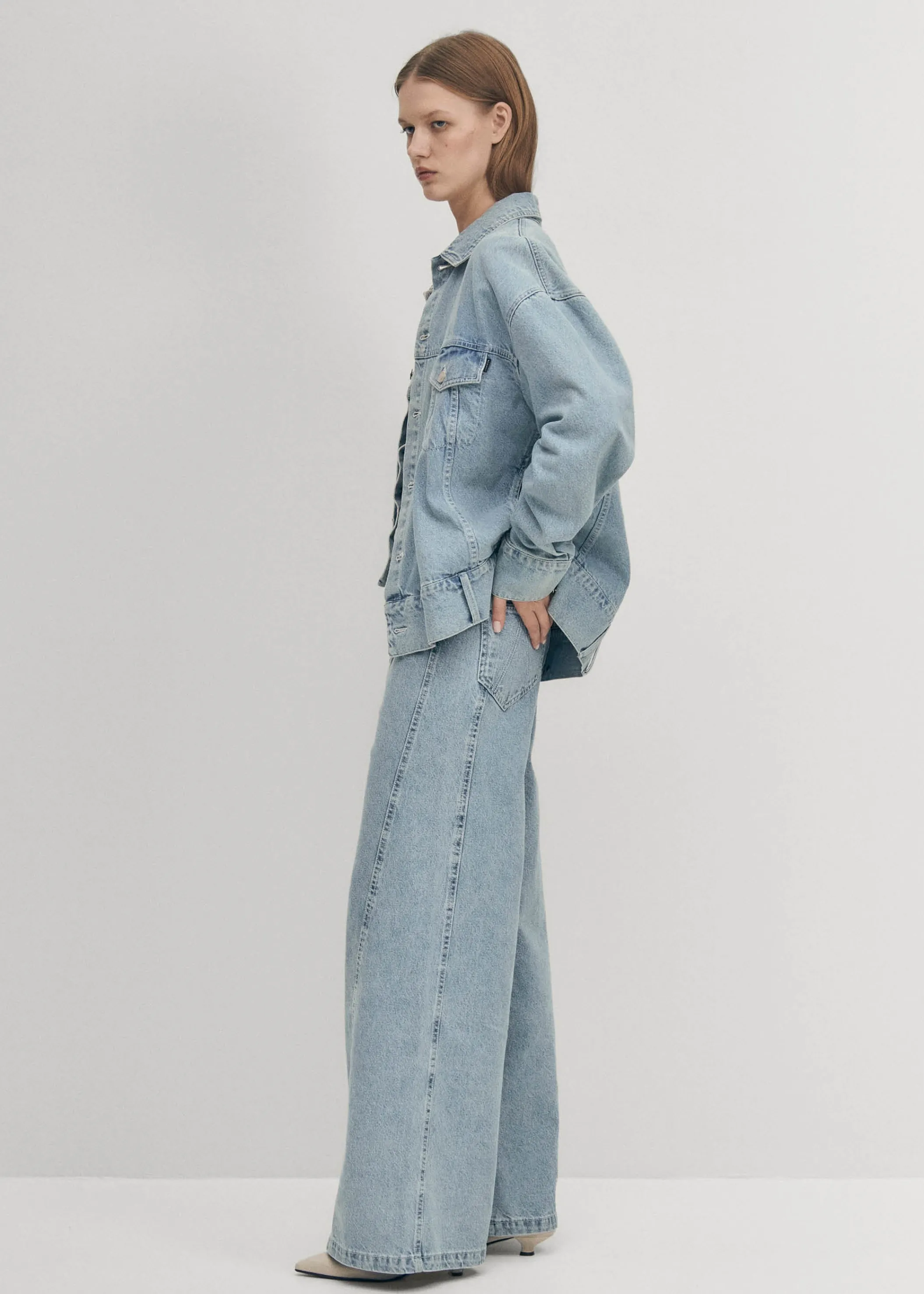 ALOHAS Magda Low-Rise Blaue Jeans< Limited Units | Total Looks