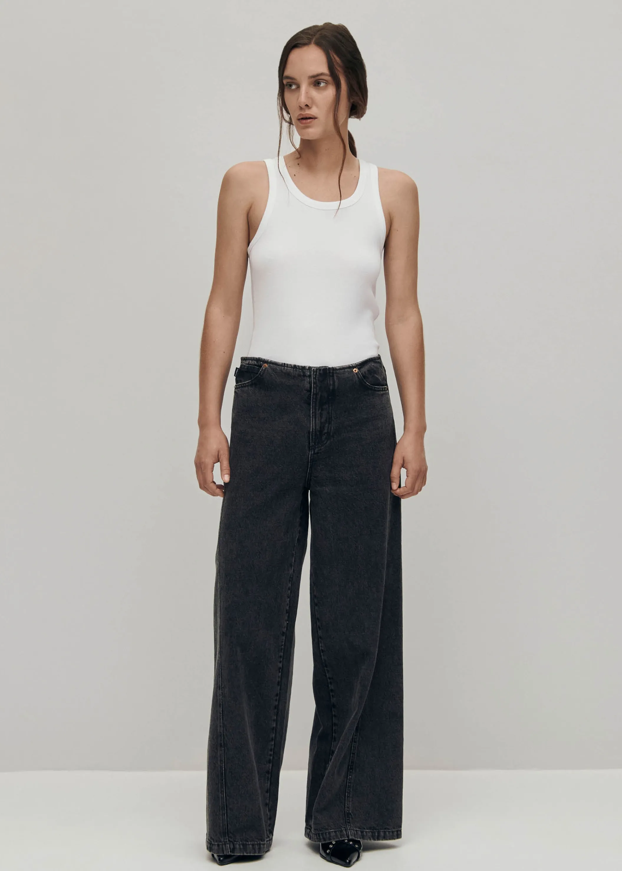 ALOHAS Magda Low-Rise Schwarze Jeans< Limited Units | Denim