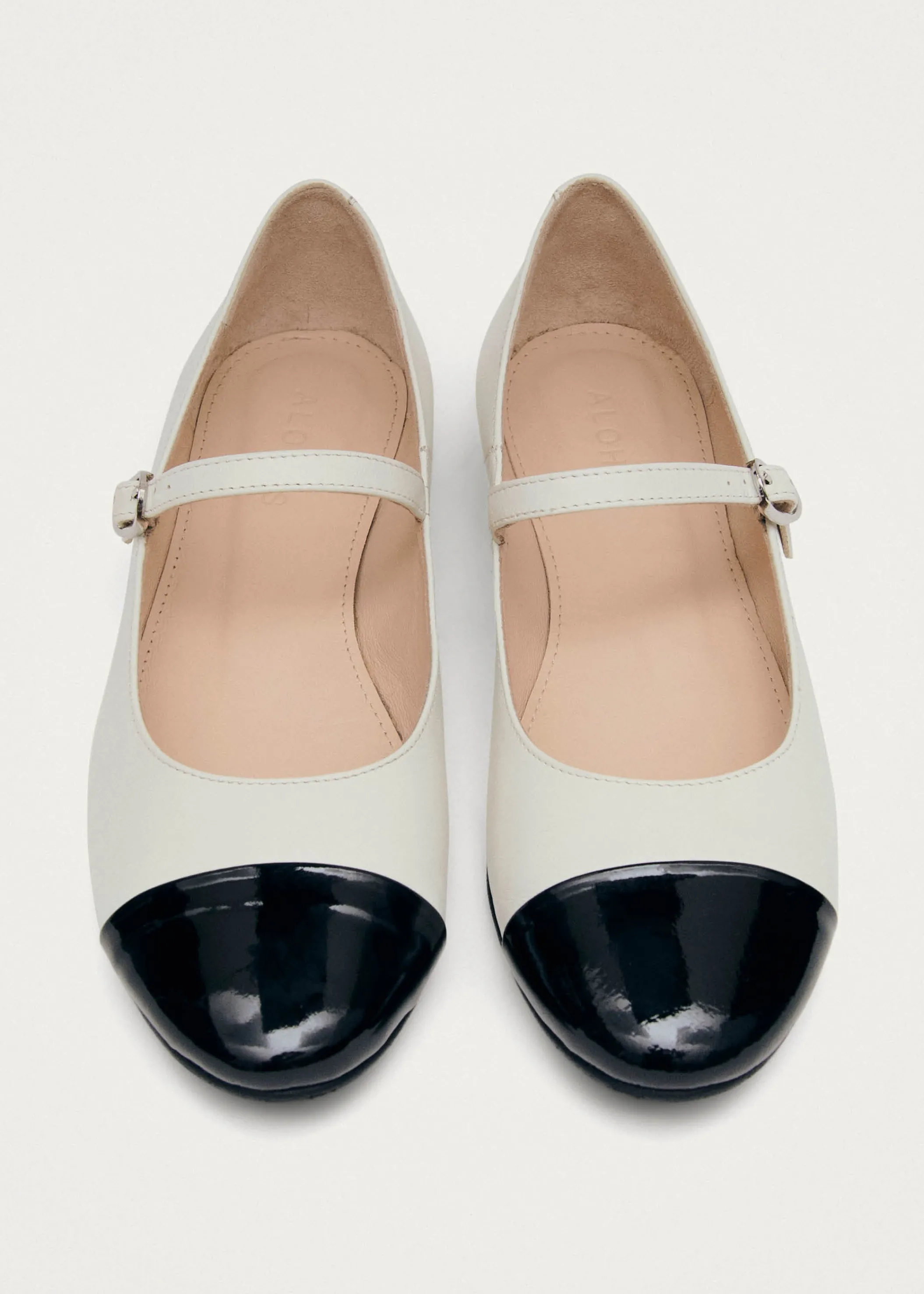 ALOHAS Musa Bicolor Black Cream Leather Ballet Flats< Limited Units | Ballerinas