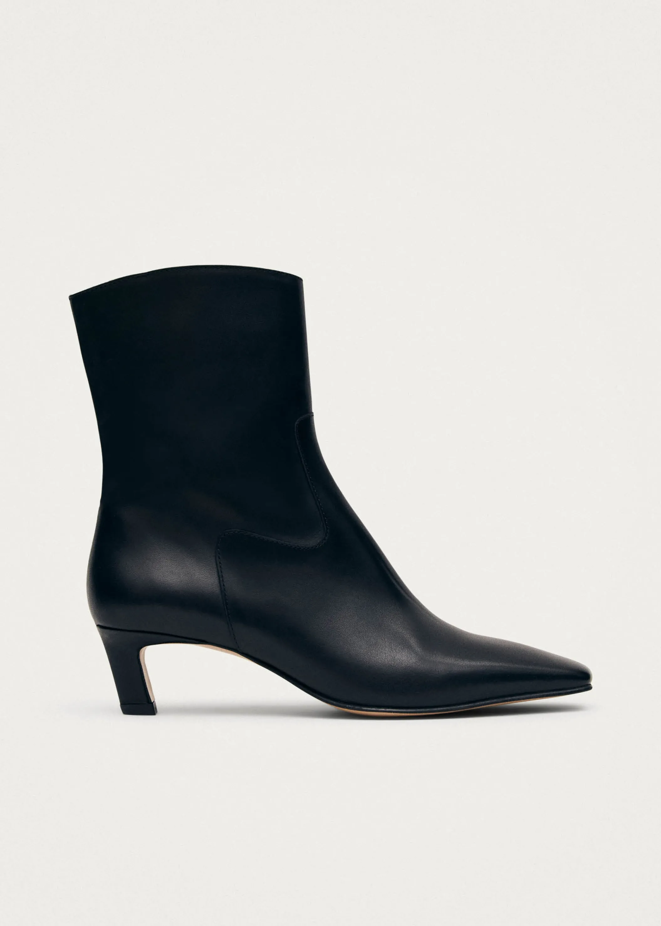 ALOHAS Nash Leather Ankle Boots< Limited Units | Stiefel