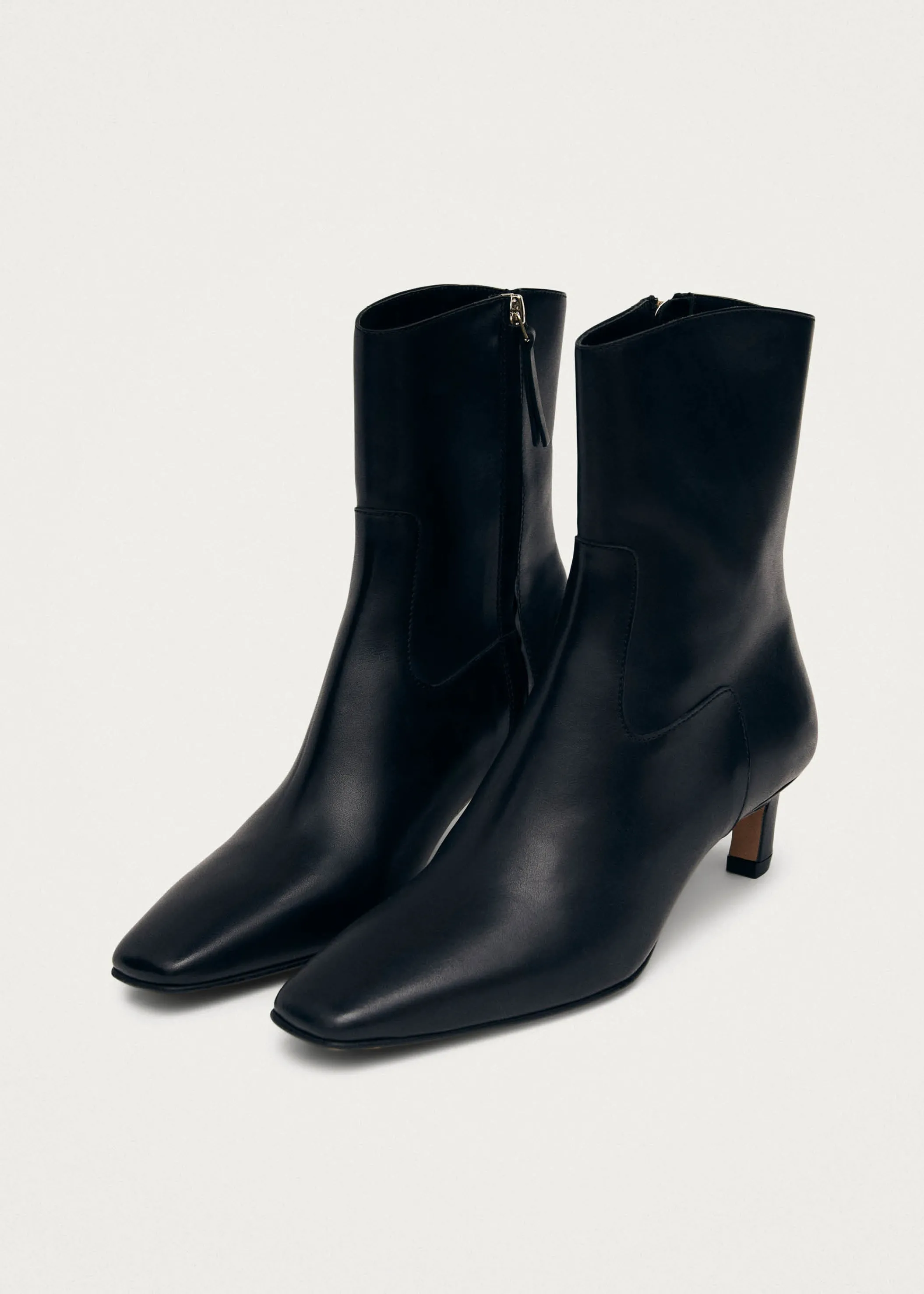 ALOHAS Nash Leather Ankle Boots< Limited Units | Stiefel