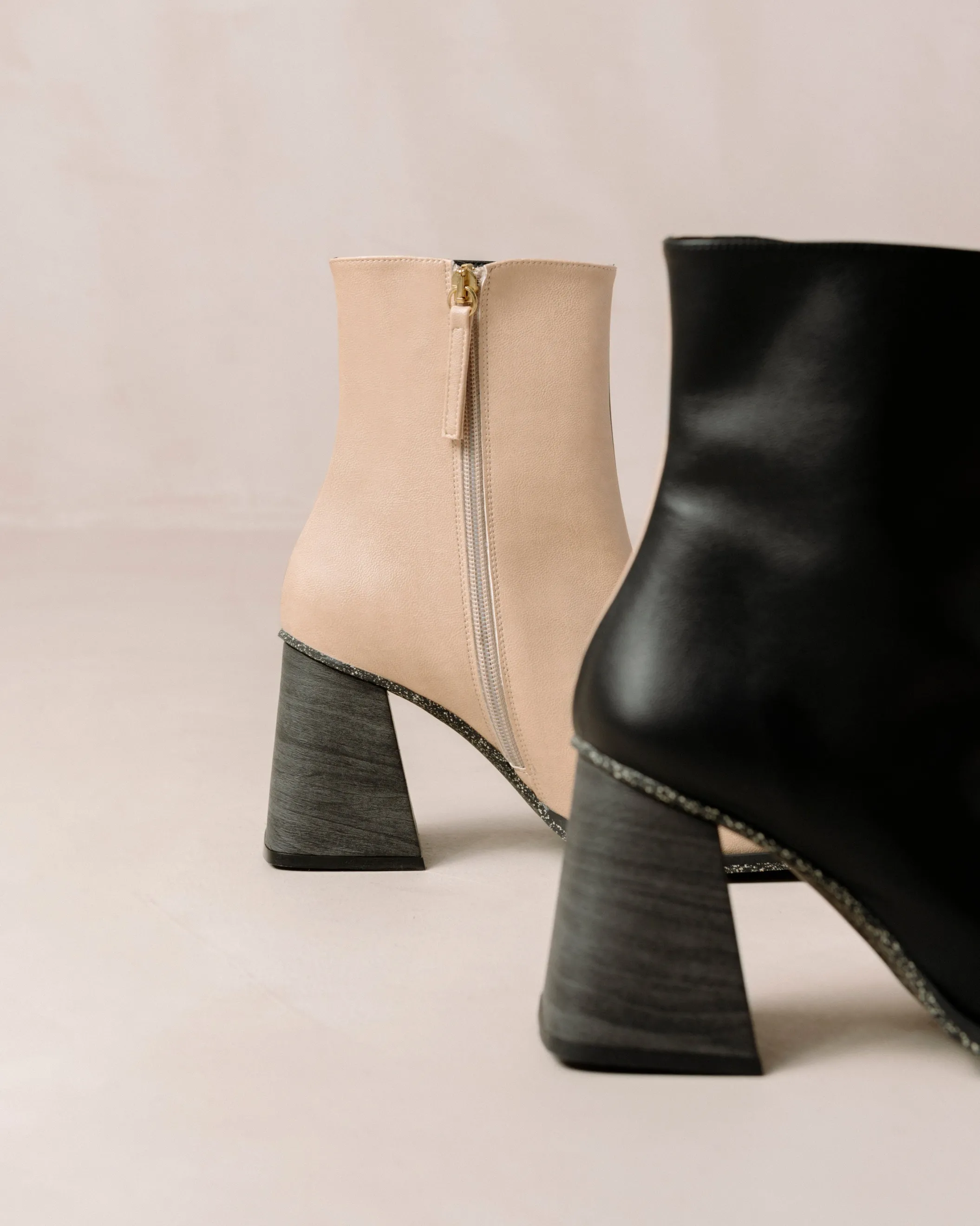 ALOHAS South Bicolor Corn Stone Beige Black Vegan Leather Ankle Boots< Vegan